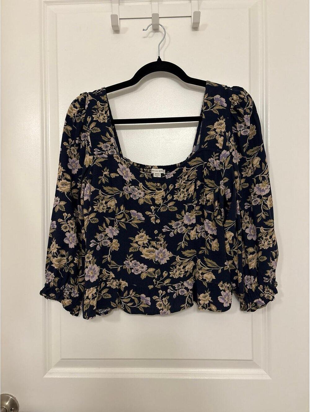 American Eagle Floral Puff Sleeve Peplum Top – Navy (Size M)